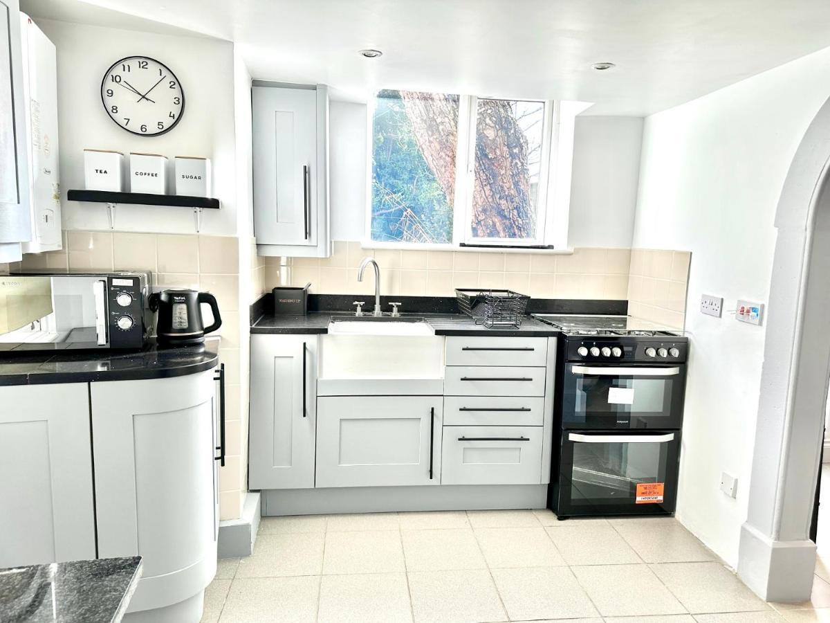 Cosy One Bedroom Apartment Trowbridge Zewnętrze zdjęcie